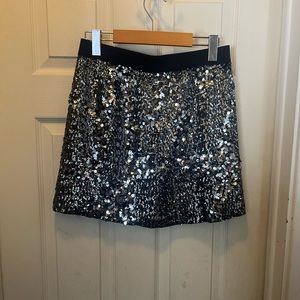 3/20$ Club Monaco black silver silk sequin mini skirt size 2
